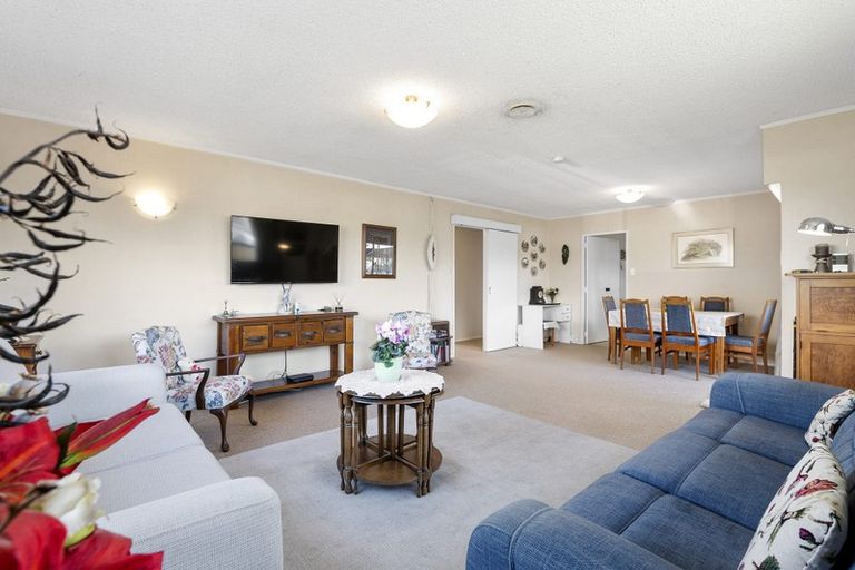 Photo of property in 19a Fairview Road, Western Heights, Rotorua, 3015