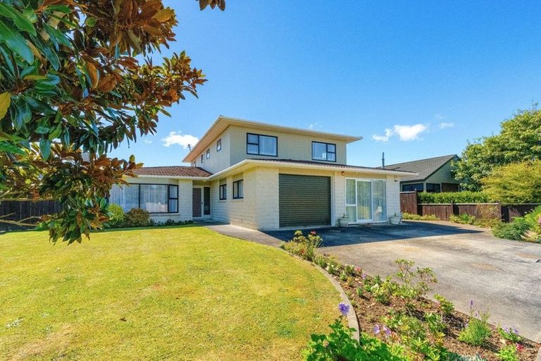 Photo of property in 35 Burn Street, Levin, 5510