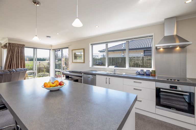 Photo of property in 31 Jacques Way, Yaldhurst, Christchurch, 8042