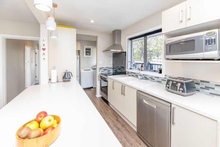 Photo of property in 36 Greenhaven Drive, Burwood, Christchurch, 8083