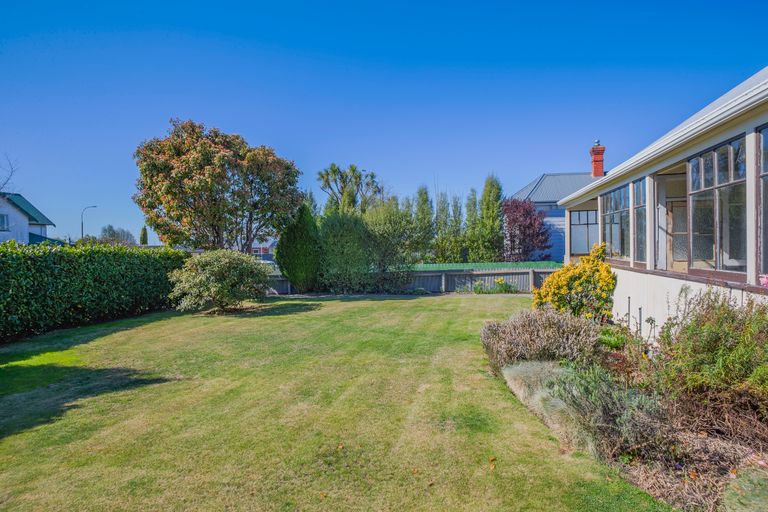 Photo of property in 184 North Street, West End, Timaru, 7910