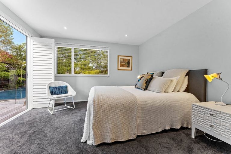 Photo of property in 15c Rodney Road, Northcote Point, Auckland, 0627