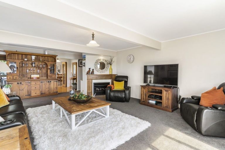 Photo of property in 41 John Gill Road, Shelly Park, Auckland, 2014