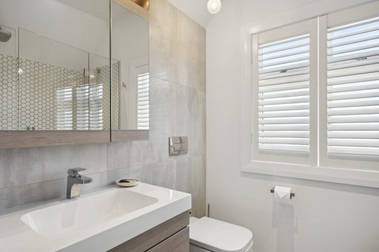 Photo of property in 2 Waitoa Road, Hataitai, Wellington, 6021