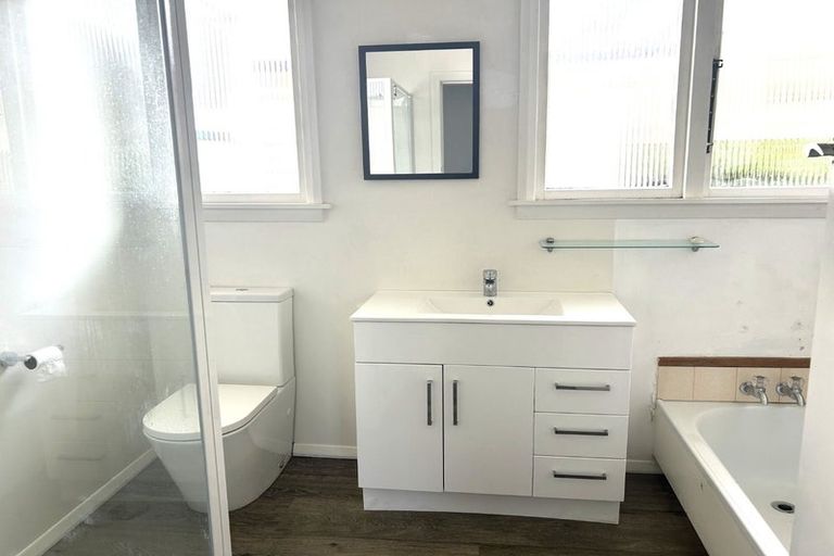 Photo of property in 30 Kuratawhiti Street, Greytown, 5712