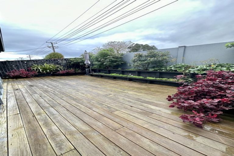 Photo of property in 68 Arran Road, Browns Bay, Auckland, 0630