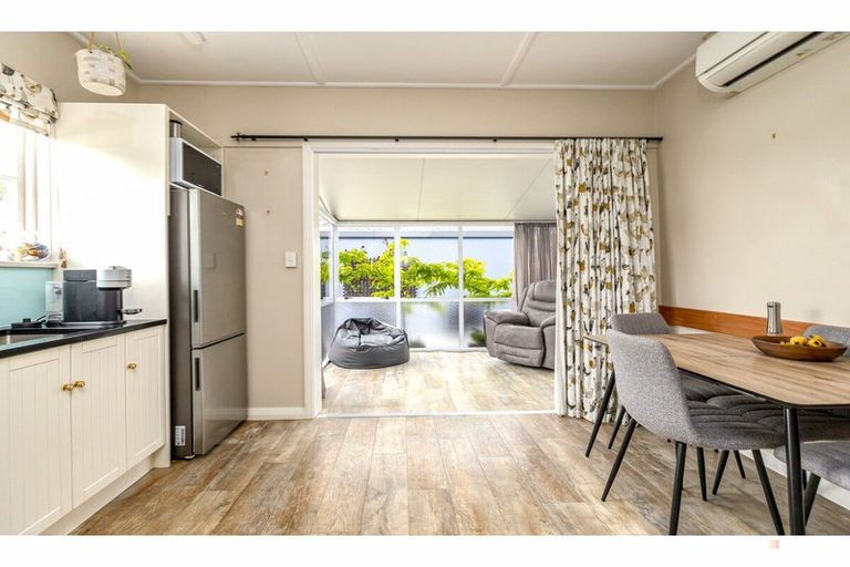 Photo of property in 6 Collingwood Street, Highfield, Timaru, 7910