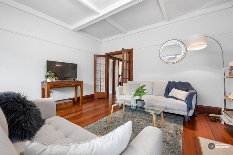 Photo of property in 17 Collingwood Street, Waterloo, Lower Hutt, 5011