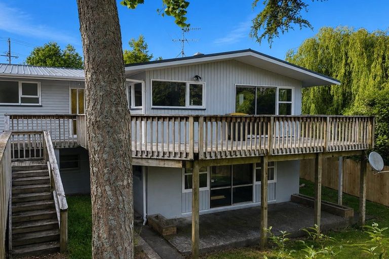 Photo of property in 28 Halver Road, Hillpark, Auckland, 2102