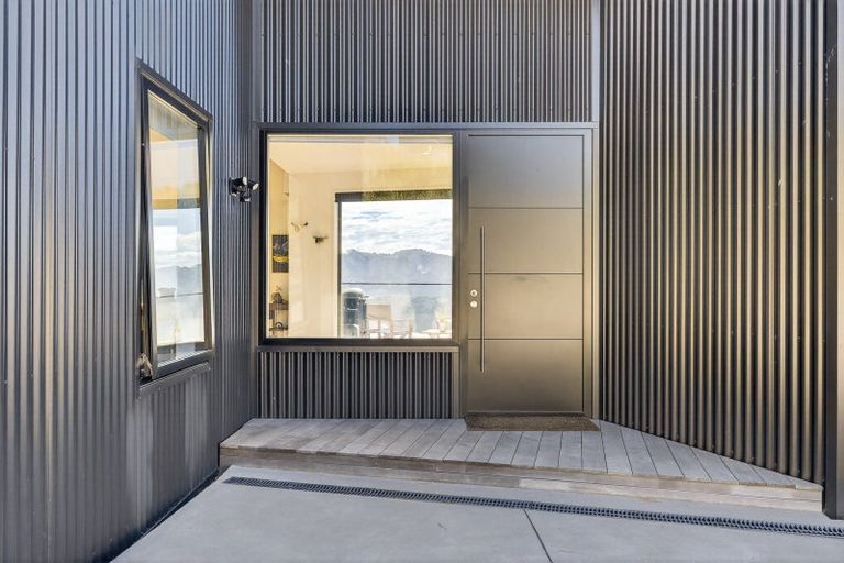 Photo of property in 18 Doris Faigan Lane, Charteris Bay, Lyttelton, 8971