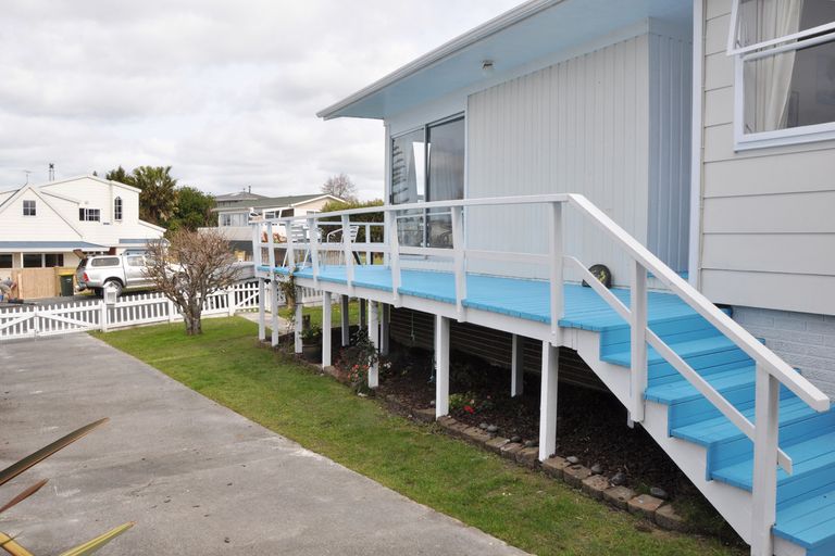 Photo of property in 21 Snells Beach Road, Snells Beach, 0920