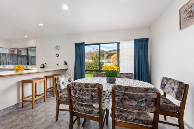 Photo of property in 31 Seddon Street, Wallaceville, Upper Hutt, 5018