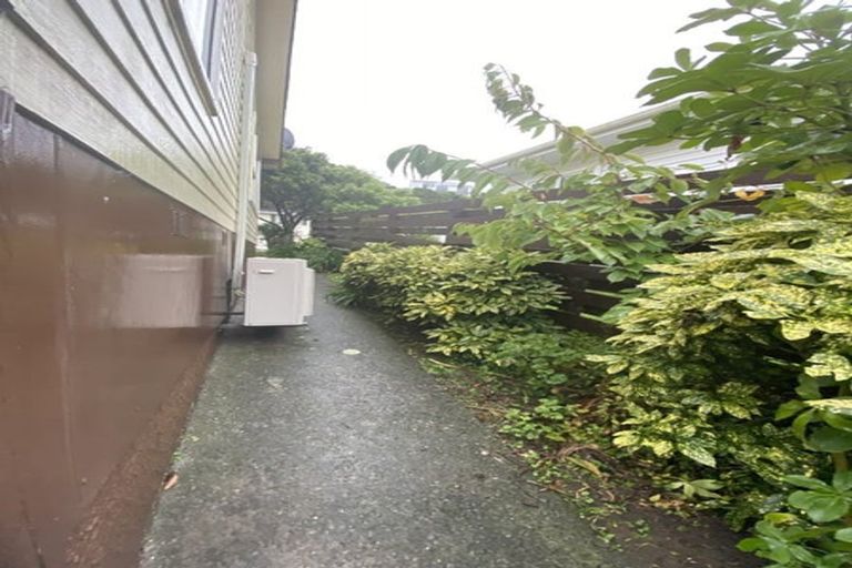 Photo of property in 71 Fyvie Avenue, Tawa, Wellington, 5028