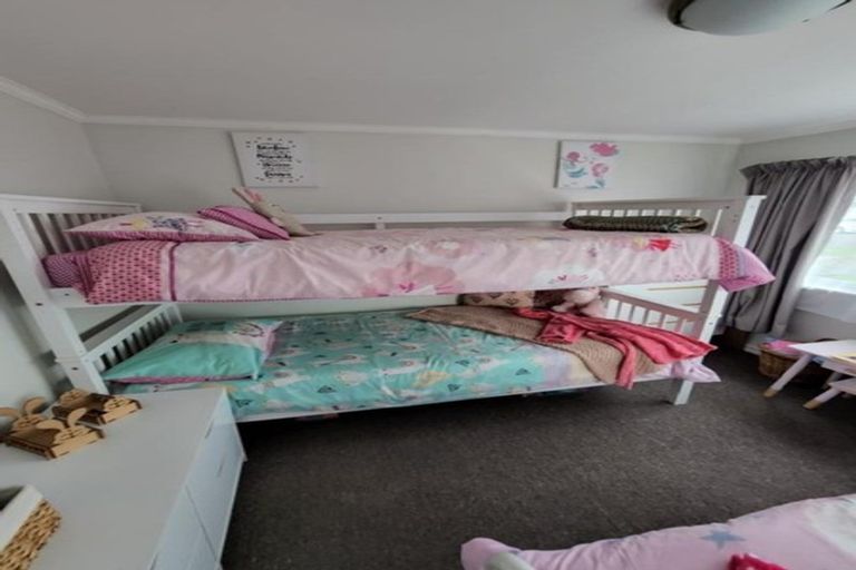 Photo of property in 8 Sussex Street, Levin, 5510