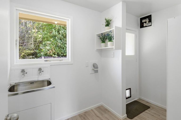 Photo of property in 51 Appleby Crescent, Burnside, Christchurch, 8053