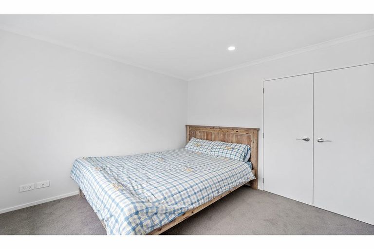 Photo of property in 29 Mettam Drive, Swanson, Auckland, 0614