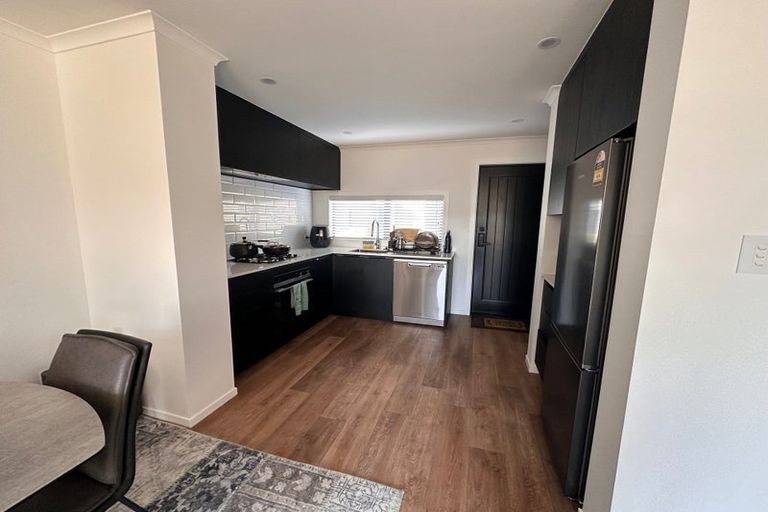 Photo of property in 10 Orongomai Street, Wallaceville, Upper Hutt, 5018