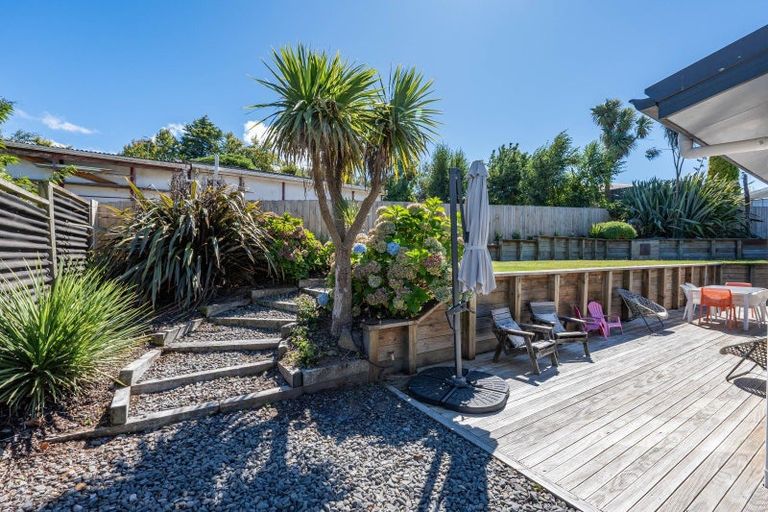 Photo of property in 2/16 Sunset Street, Hilltop, Taupo, 3330