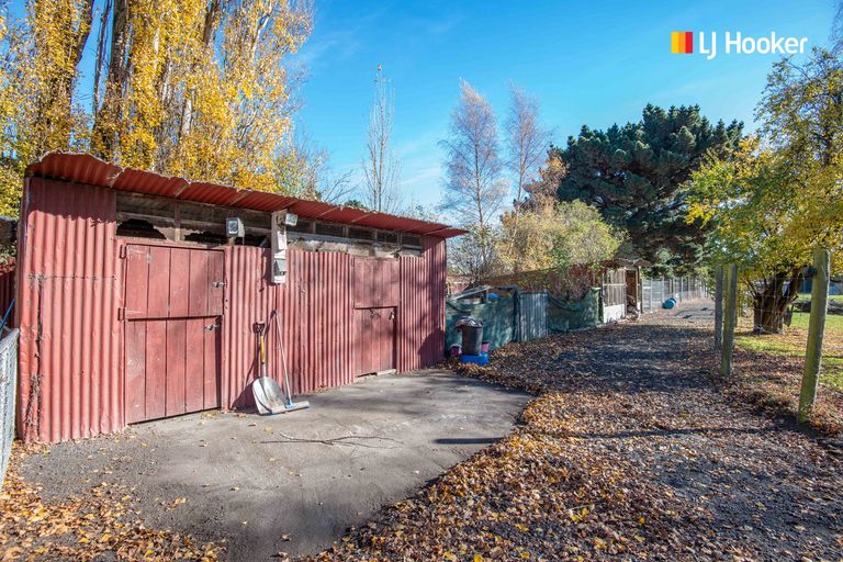 Photo of property in 157 Riccarton Road West, Mosgiel, 9092