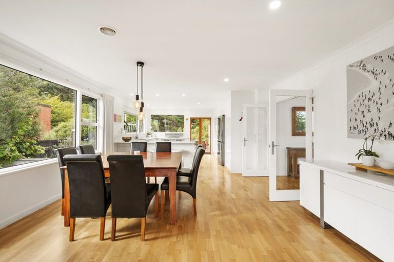 Photo of property in 53 Sunrise Boulevard, Tawa, Wellington, 5028