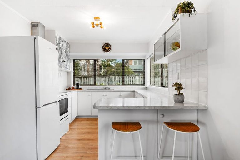 Photo of property in 22 Kawau View Road, Snells Beach, 0920