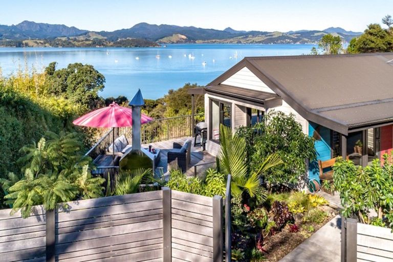 Photo of property in 1415 Wyuna Bay Road, Wyuna Bay, Coromandel, 3581