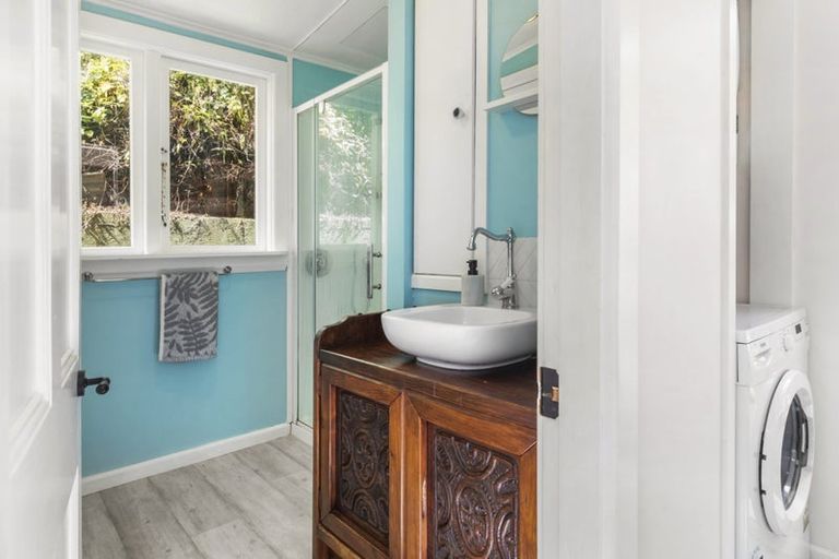 Photo of property in 11 Holloway Road, Aro Valley, Wellington, 6021