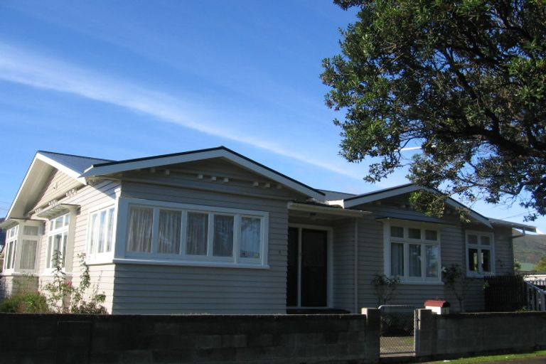 Photo of property in 9 Riddiford Street, Woburn, Lower Hutt, 5011