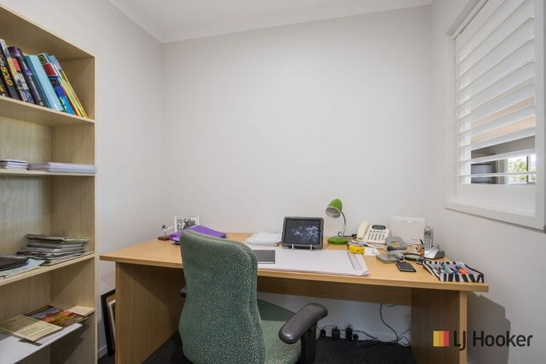 Photo of property in 38 Noble Johnston Drive, Katikati, 3129