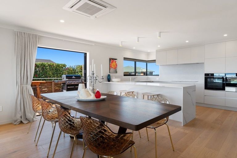 Photo of property in 100 Hamurana Road, Omokoroa, 3114