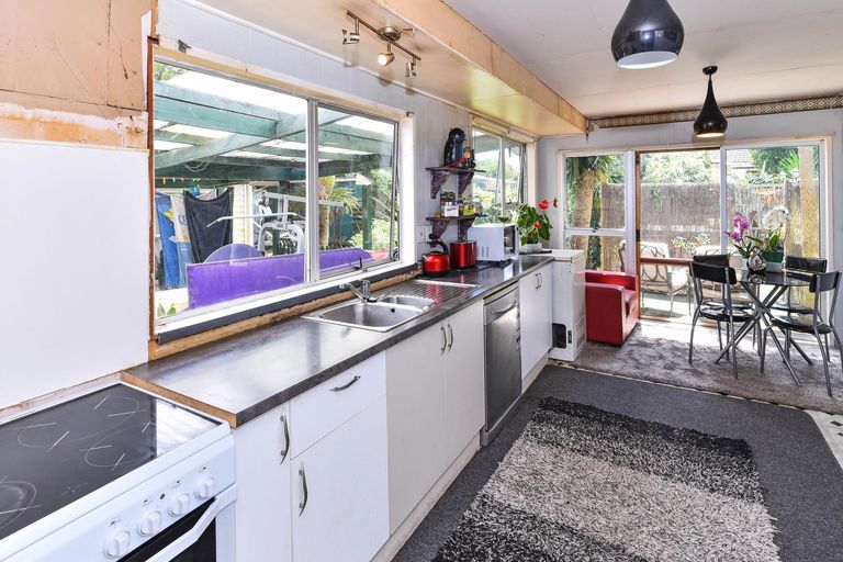 Photo of property in 12 Ulay Place, Clover Park, Auckland, 2019