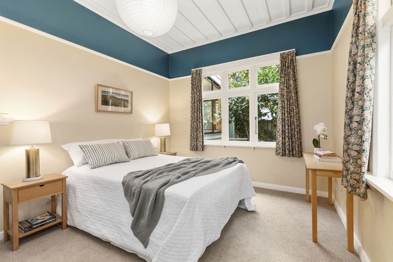 Photo of property in 2 Ngaio Street, Eastbourne, Lower Hutt, 5013