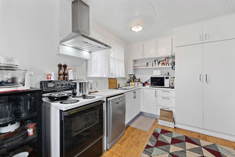 Photo of property in 7 Te Wharekaihua Grove, Turangi, 3334