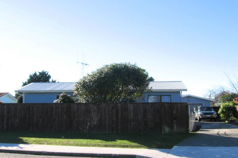 Photo of property in 18a Kirk Street, Otaki, 5512