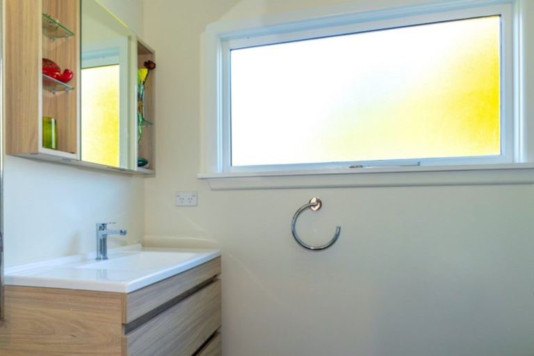 Photo of property in 76 Mckenzie Street, Geraldine, 7930