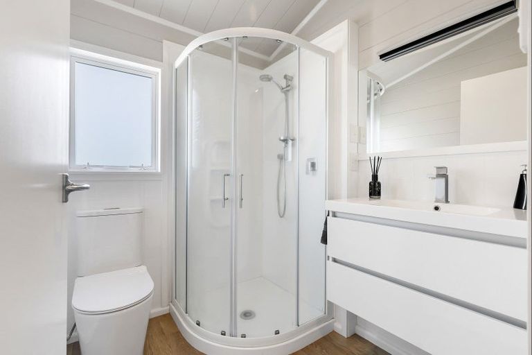 Photo of property in 64 Rangipoia Place, Turangi, 3334