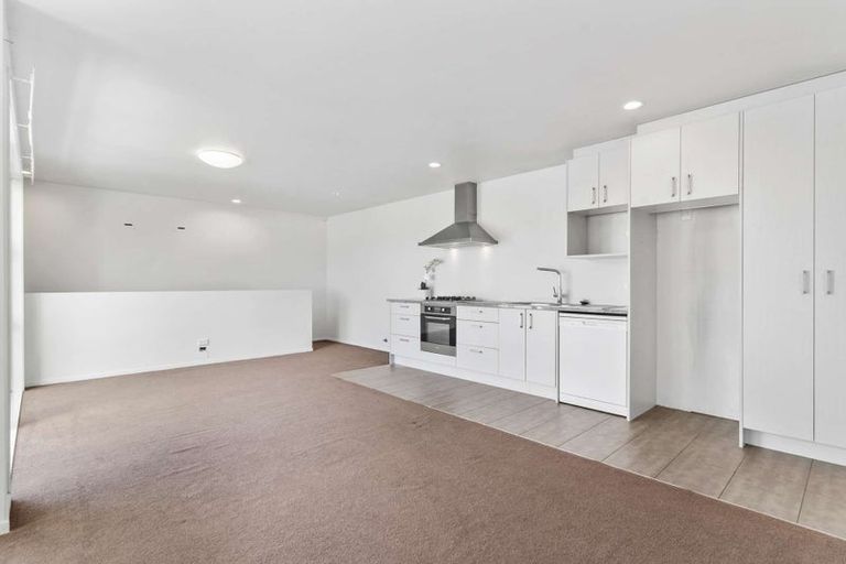 Photo of property in 210 Porchester Road, Takanini, 2112