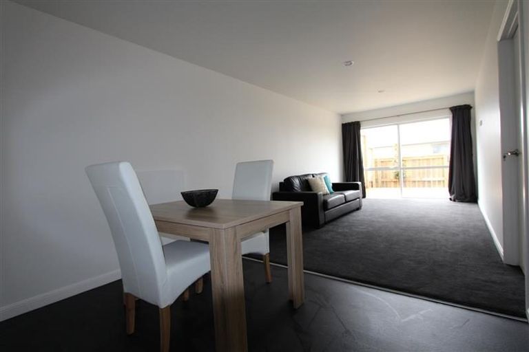 Photo of property in 2/5 Edgecumbe Street, Whitiora, Hamilton, 3200