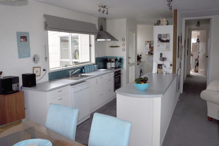 Photo of property in 21 Snells Beach Road, Snells Beach, 0920