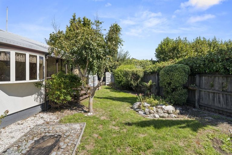 Photo of property in 16 Gilbert Street, Amberley, 7410