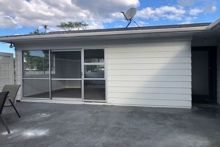Photo of property in 47 Tabitha Crescent, Henderson, Auckland, 0612