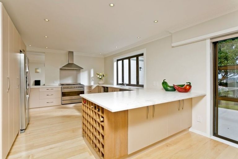 Photo of property in 3 Limeburners Close, Hobsonville, Auckland, 0618