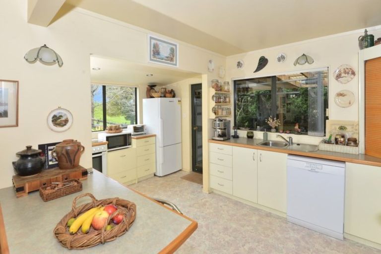 Photo of property in 73 Woodlea Lane, Te Kamo, Kamo, 0185