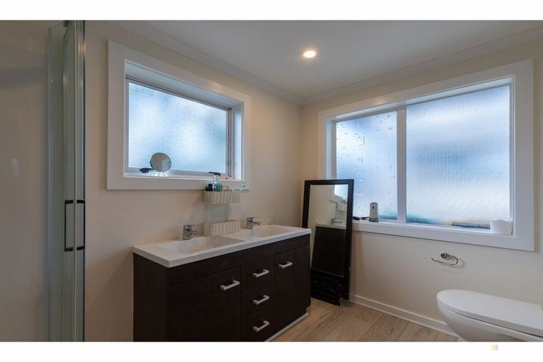 Photo of property in 6 Thomas Street, West End, Timaru, 7910