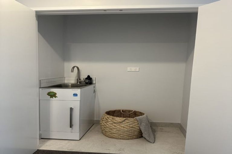 Photo of property in 12c Greenock Road, Ranui, Auckland, 0612