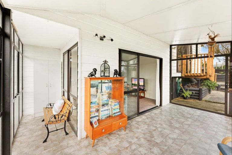 Photo of property in 46 Te Moana Road, Waikanae Beach, Waikanae, 5036