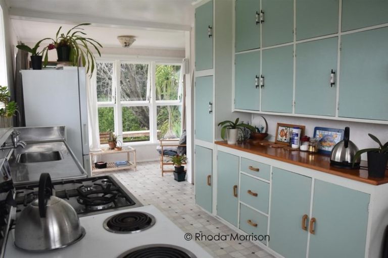 Photo of property in 46 Sandy Beach Road, Tinopai, Matakohe, 0593