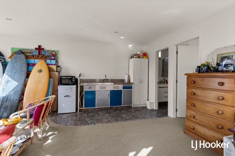 Photo of property in 21 Pacific Road, Waihi Beach, 3611