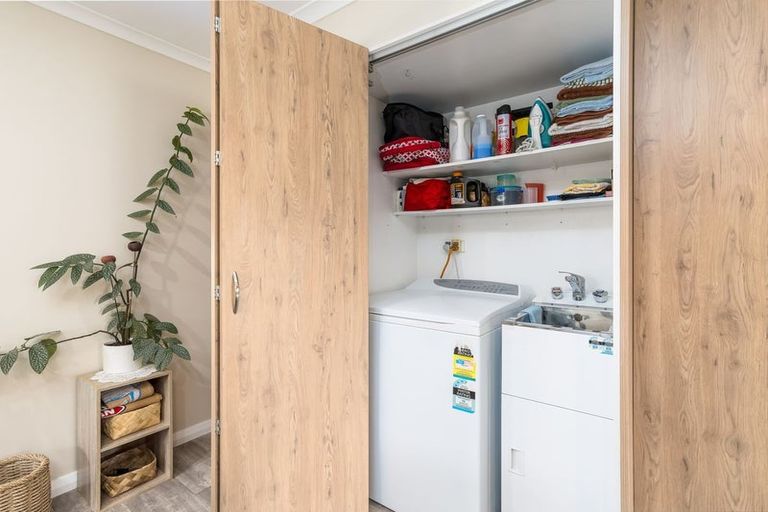 Photo of property in 3 Holmes Street, Waimate, 7924