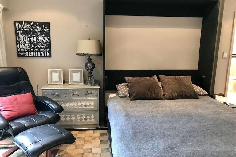 Photo of property in 45 Hastings Road, Mairangi Bay, Auckland, 0630